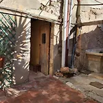 L'authentique - Centre Historique - Terasse Privee דירה *
